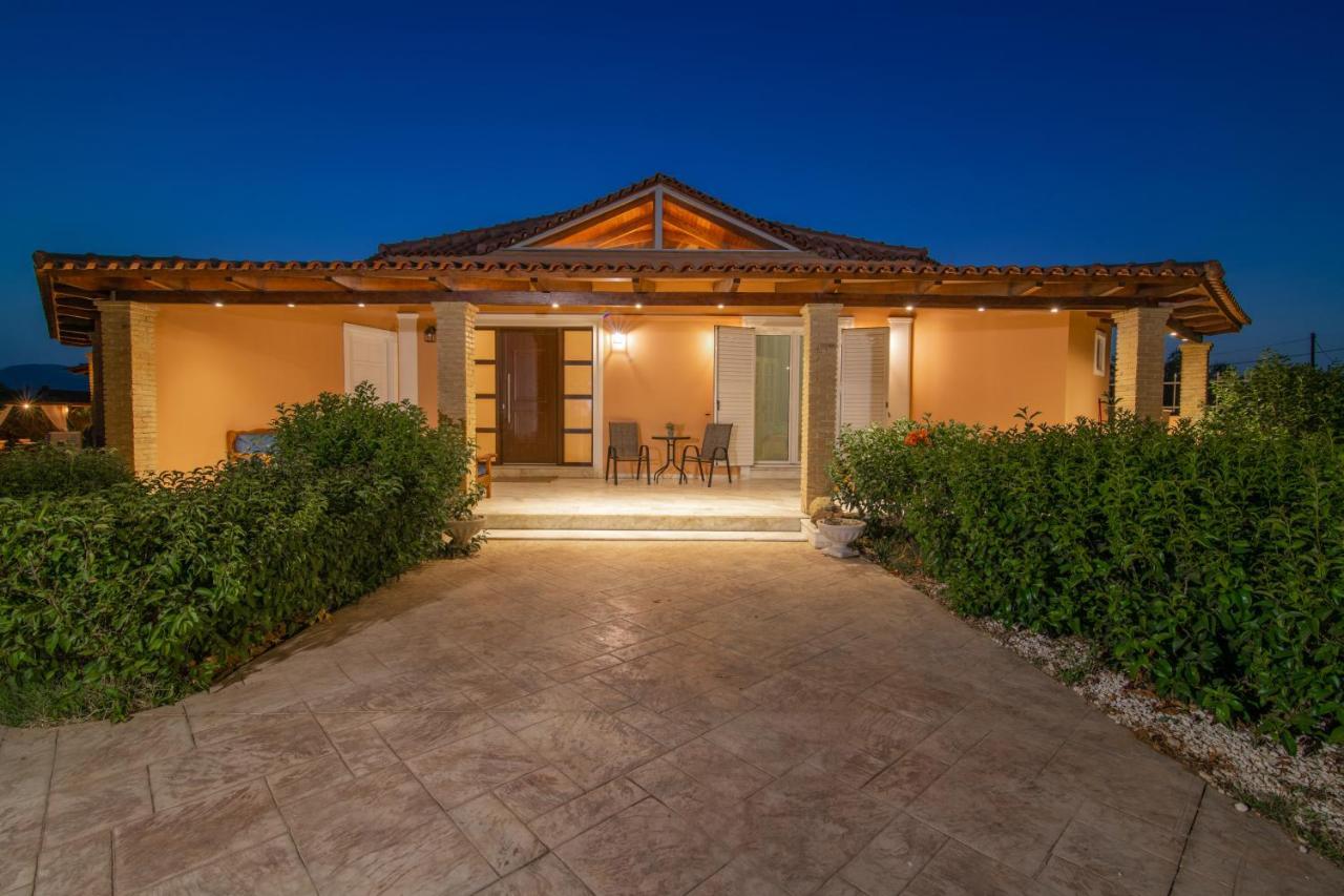 Villa Sophie - Sunny Retreat! *