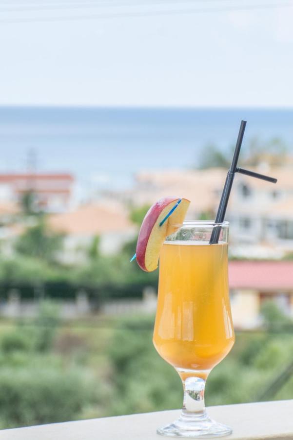 Lazaros Hotel Resort Aparthotel 3*