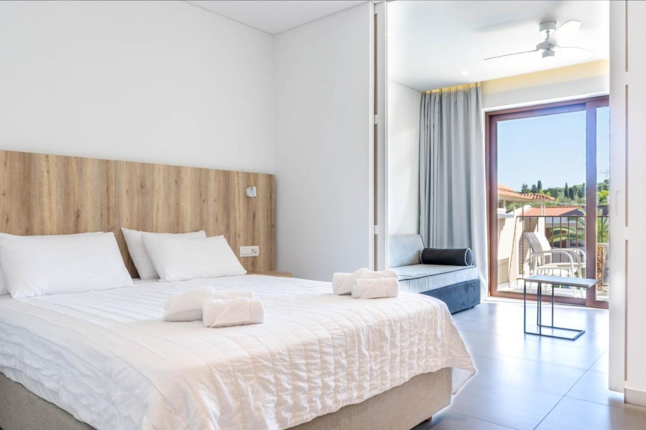 Aparthotel Lazaros Hotel Resort
