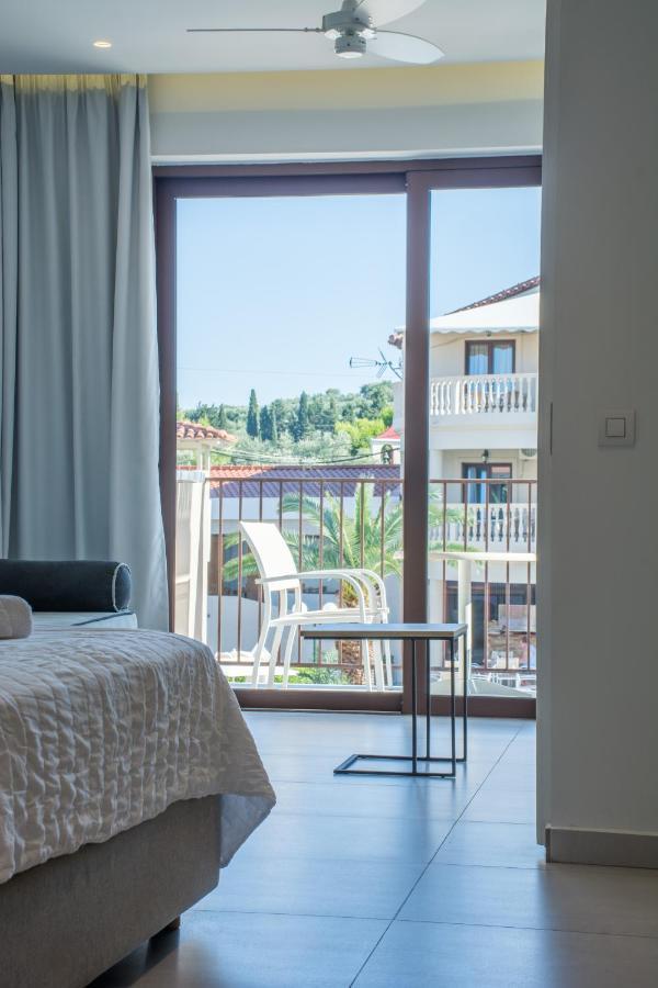 Lazaros Hotel Resort Aparthotel 3*
