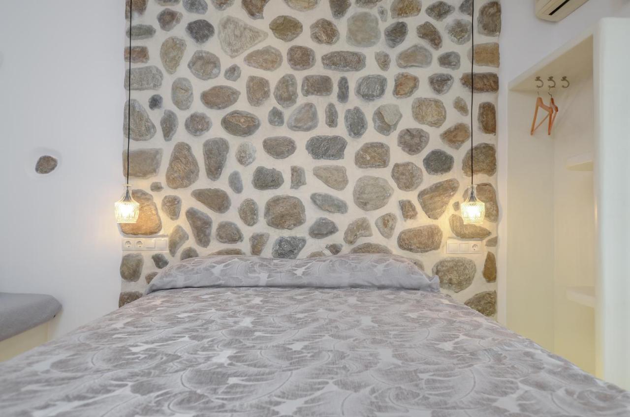 Simos Luxury