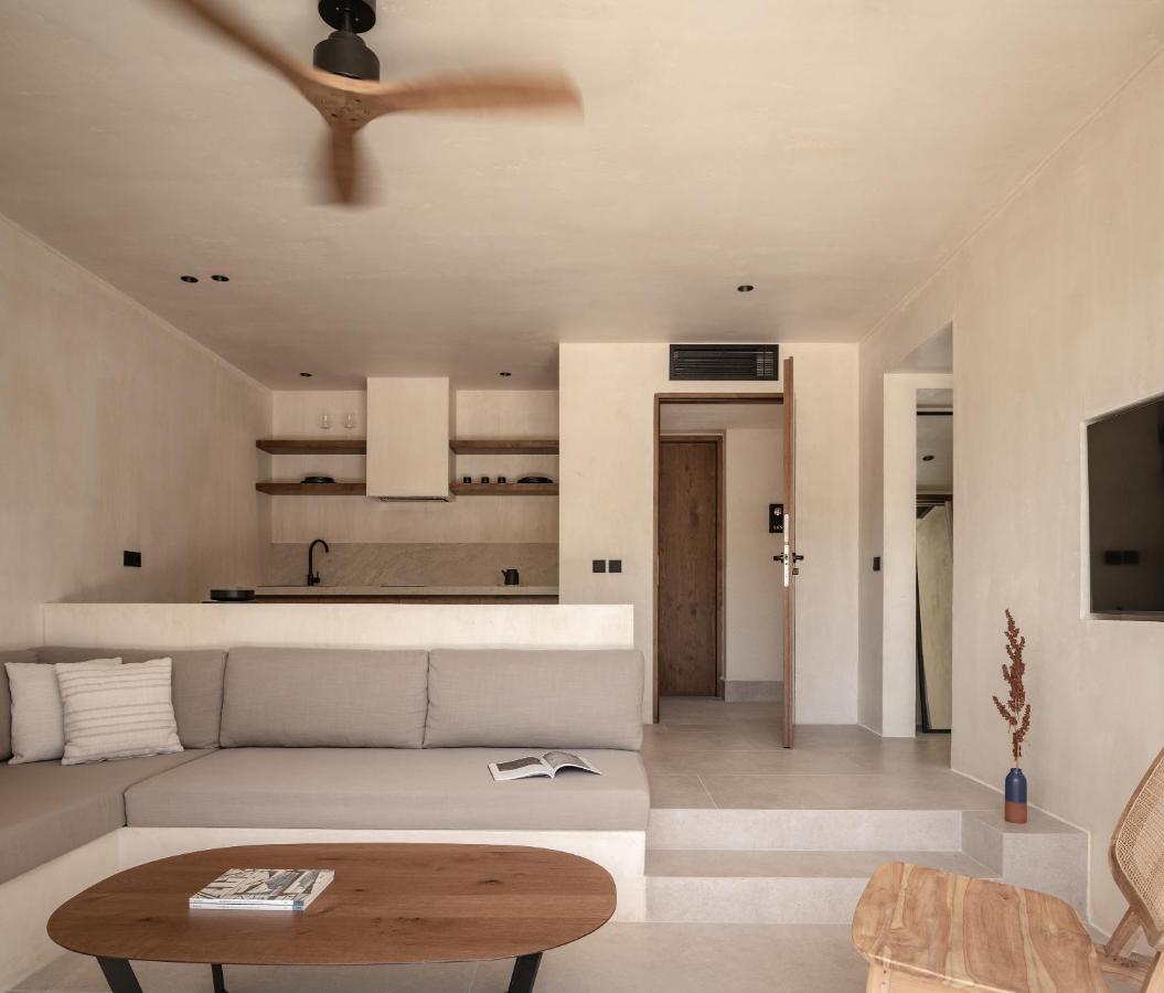 Aparthotel Seven Rocks *