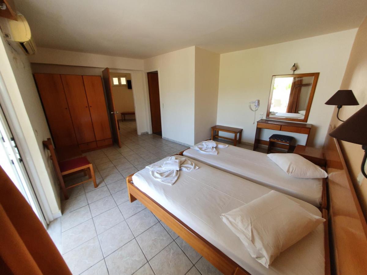 Vivian Hotel Laganas