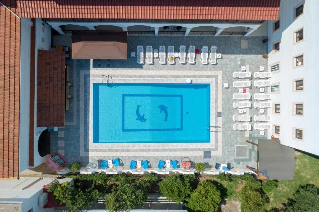 Hotel Lefkimi 2*