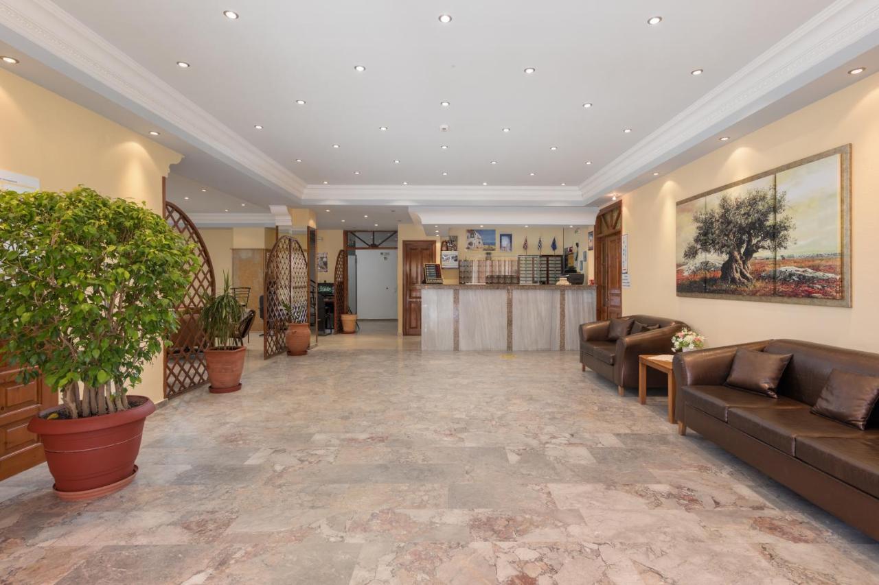 Lefkimi Hotel