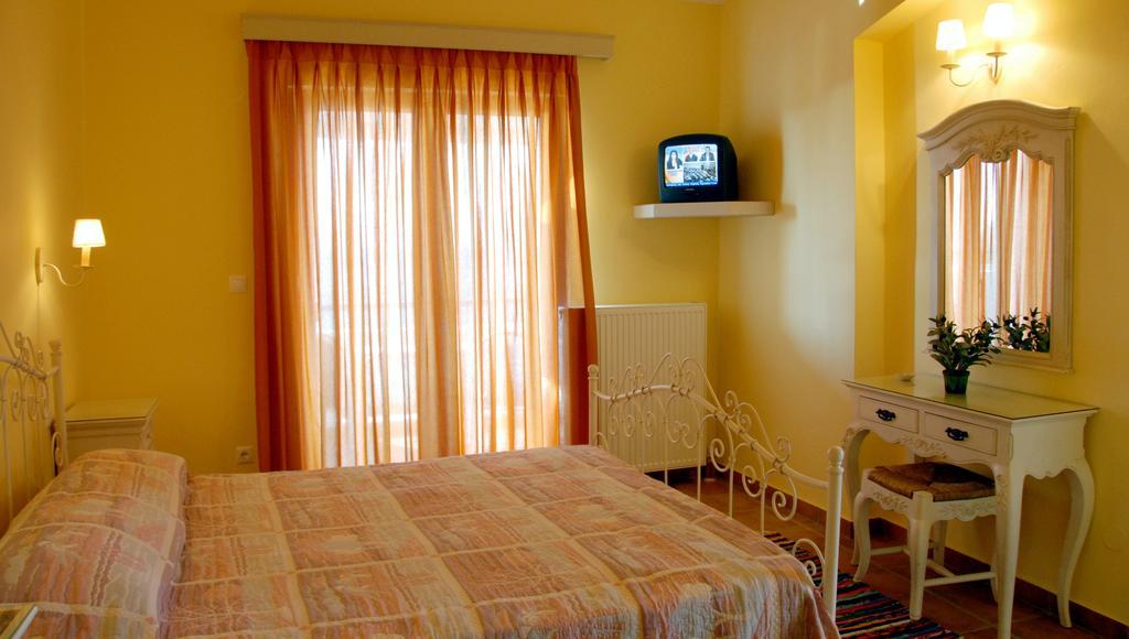 Hotel Agnadi Rovies