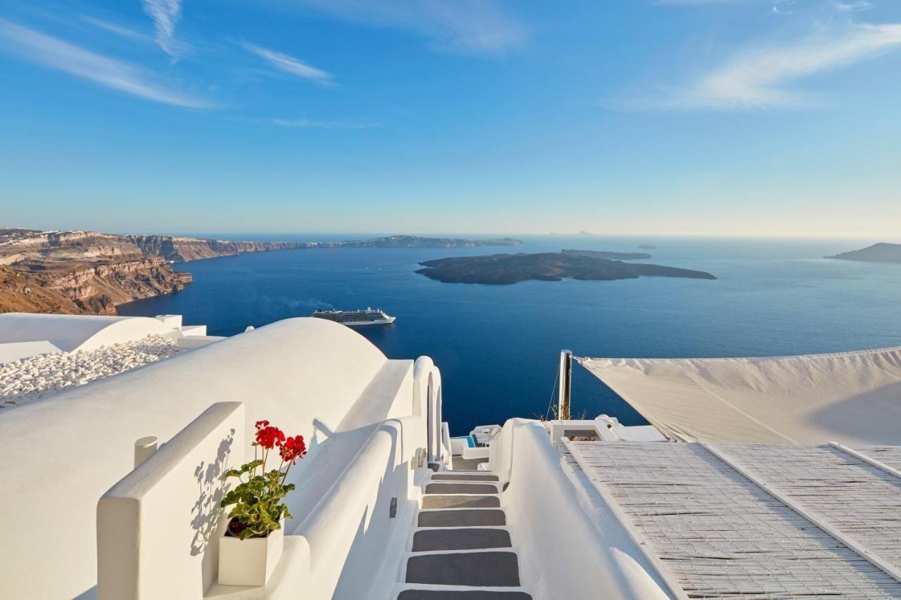 Hotel Katikies Chromata Santorini - The Leading Of The World