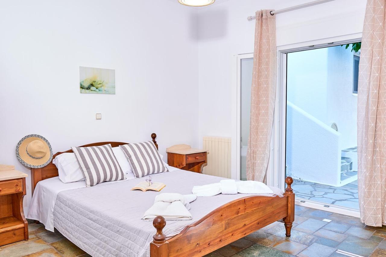 Faros Complex Parikia (Paros)