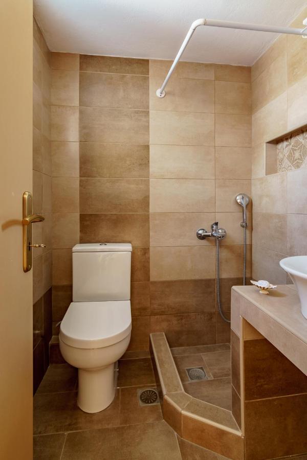 Irini Aparthotel