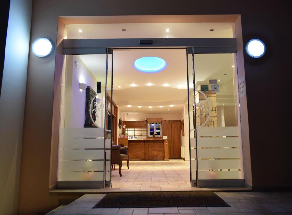 Klonos - Kyriakos Klonos Hotel 3*