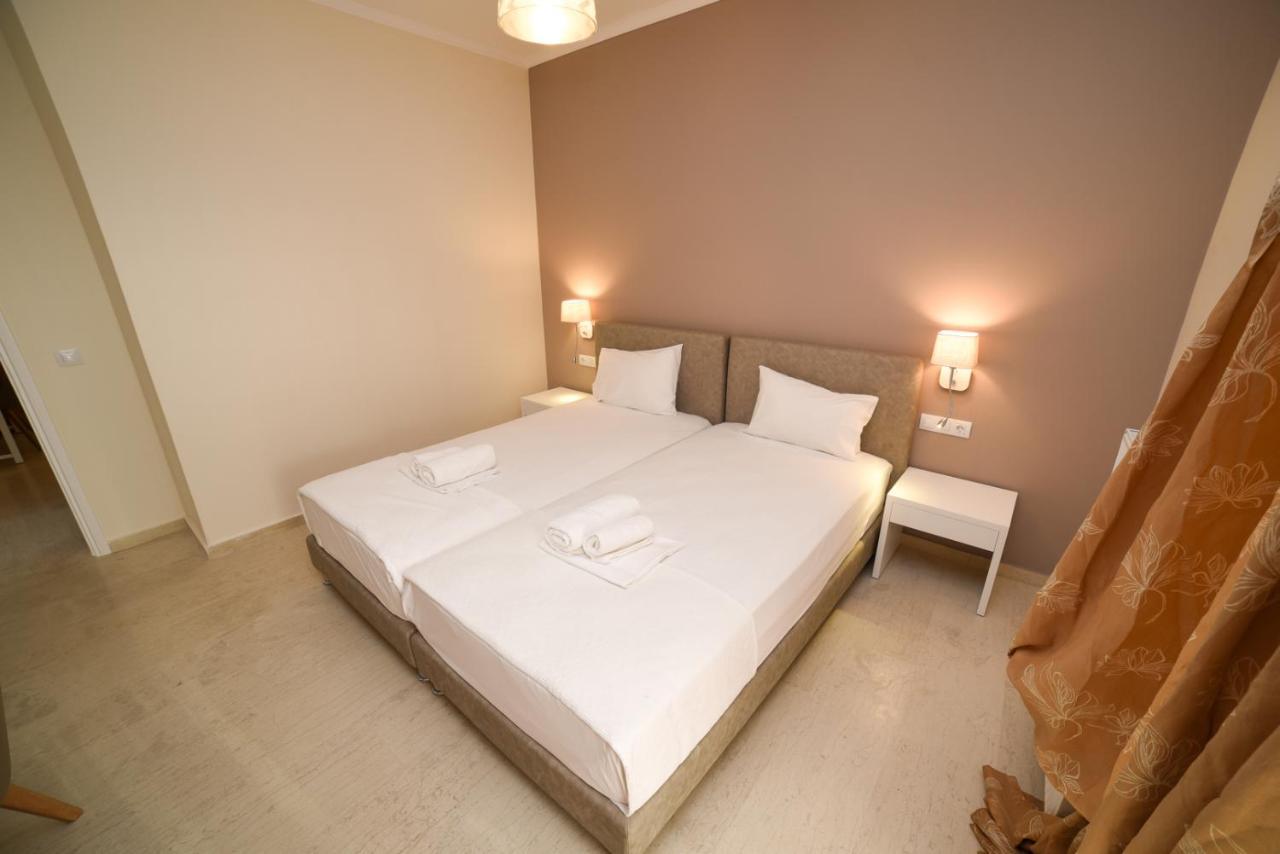 Aparthotel Stoudios Georgias 4*