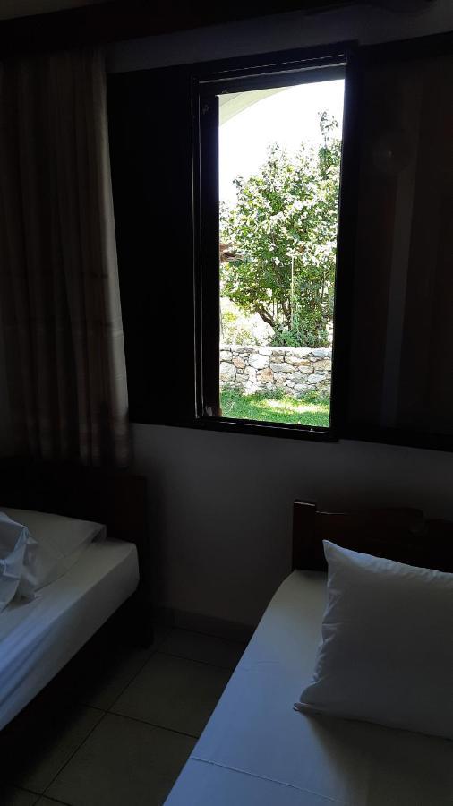 Meroi - Adults Friendly Skyros