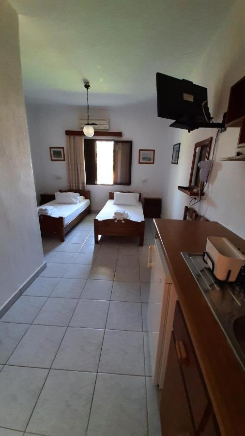 Meroi - Adults Friendly Guest house