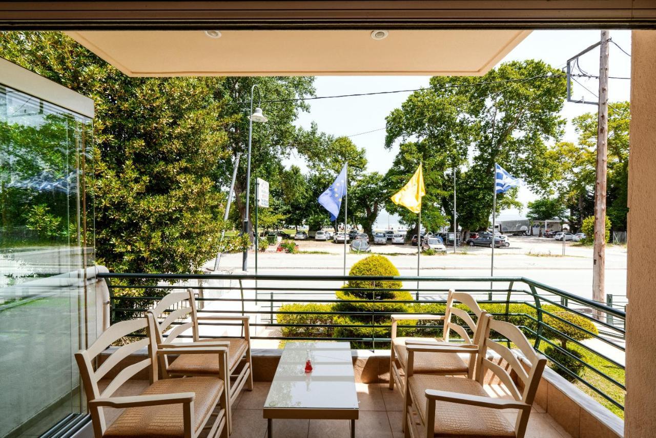 Aparthotel Stefanidis Platani 3*