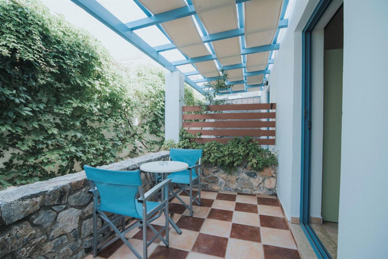 Saronis Agistri - Adults Only Skala (Agistri)