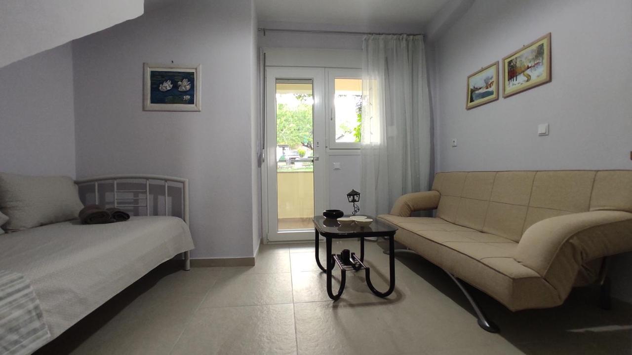 Holiday home Asterias Maisonette & *