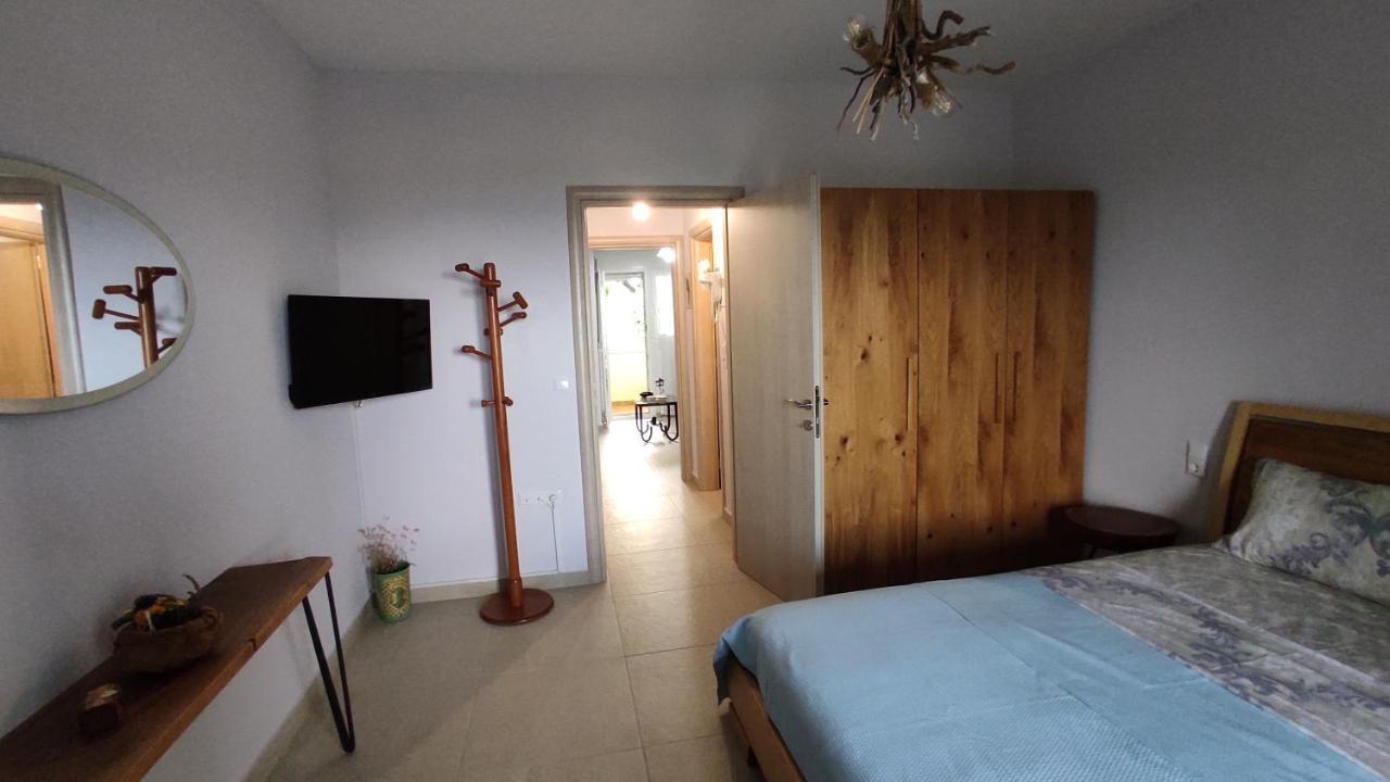 Asterias Maisonette &