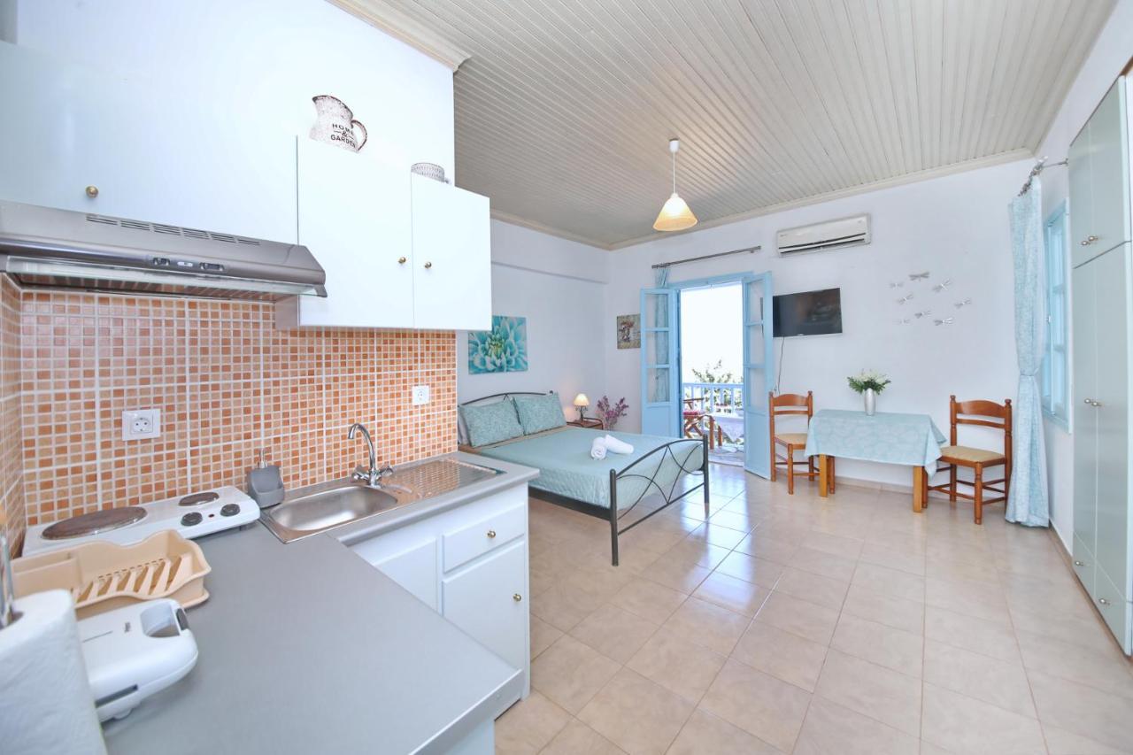 Anemi Skopelos Town