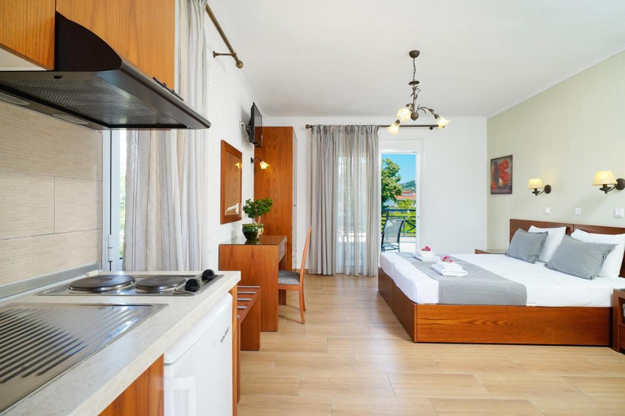 Antigone Aparthotel