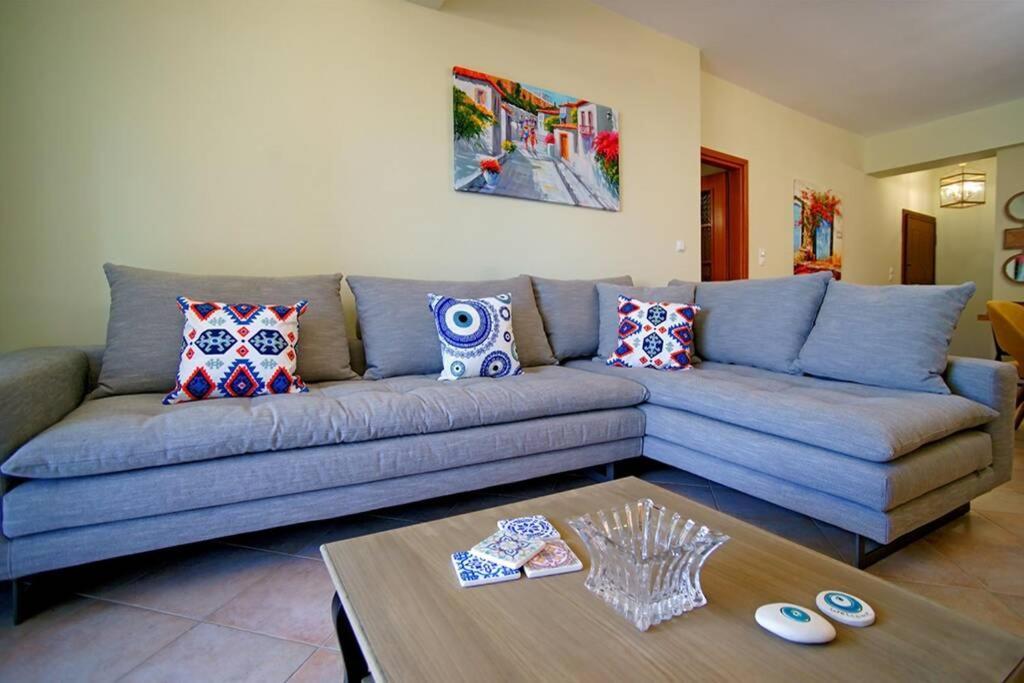 Luxury * Kyparissia