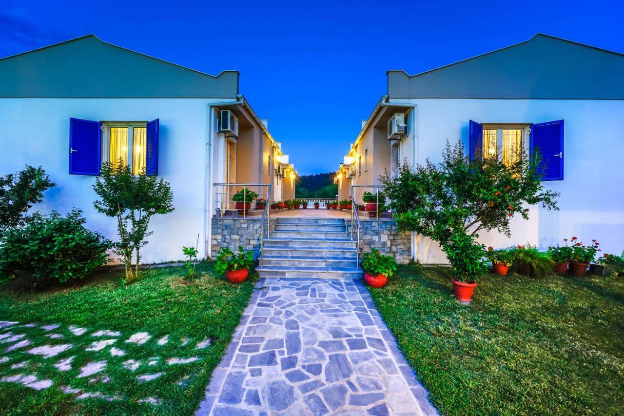 Antigone Aparthotel 2*