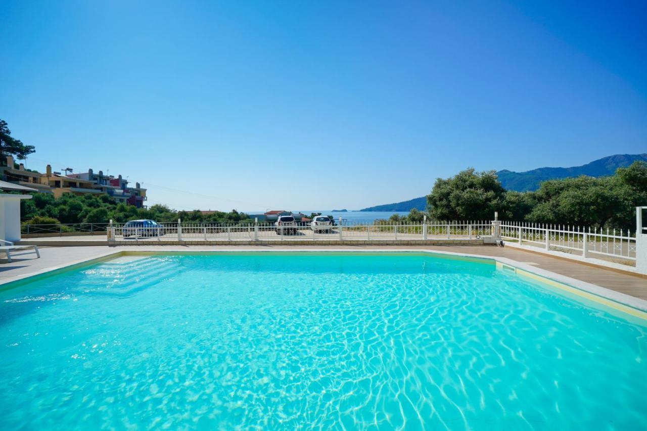 Sunny Thassos Chrysi Ammoudia
