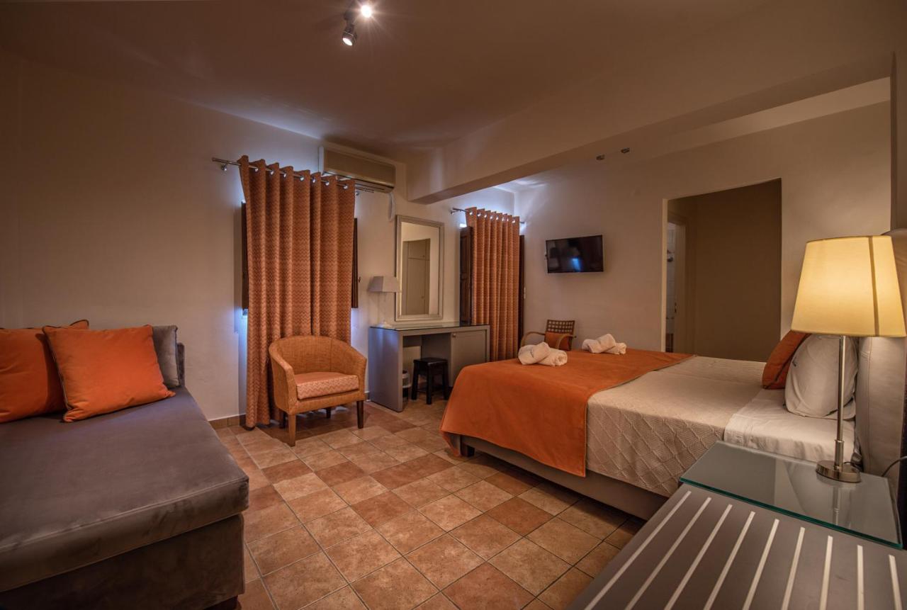 Hotel Kastro Maini 3*