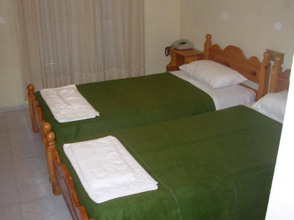 Louisa Aparthotel