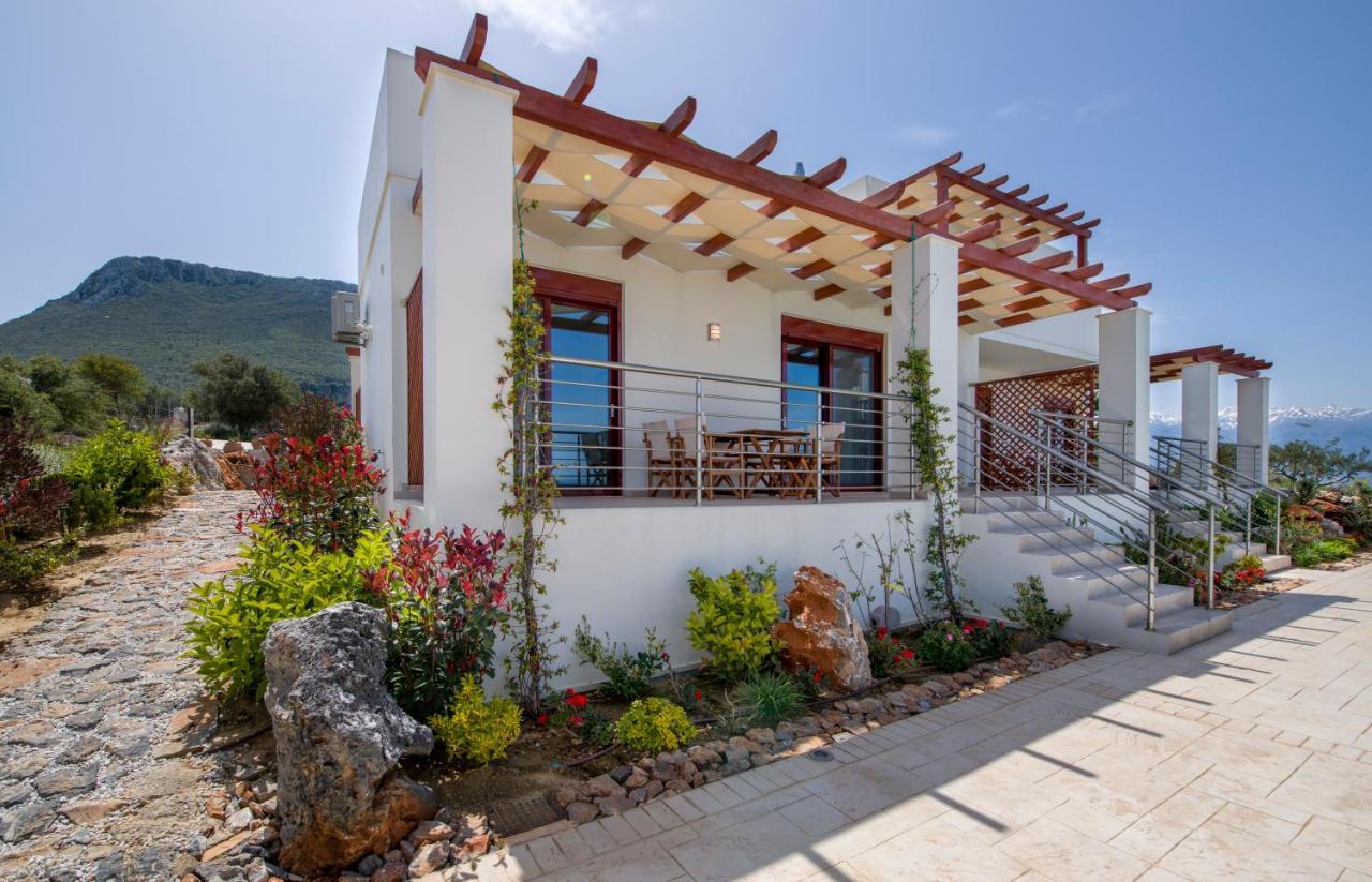 Phenωmena Apartment *