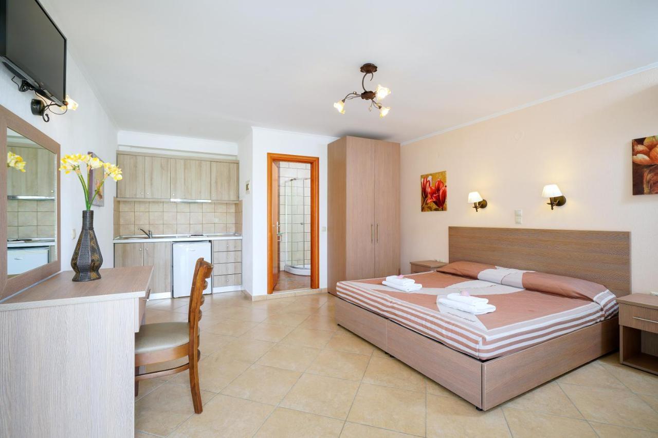 Antigone Aparthotel