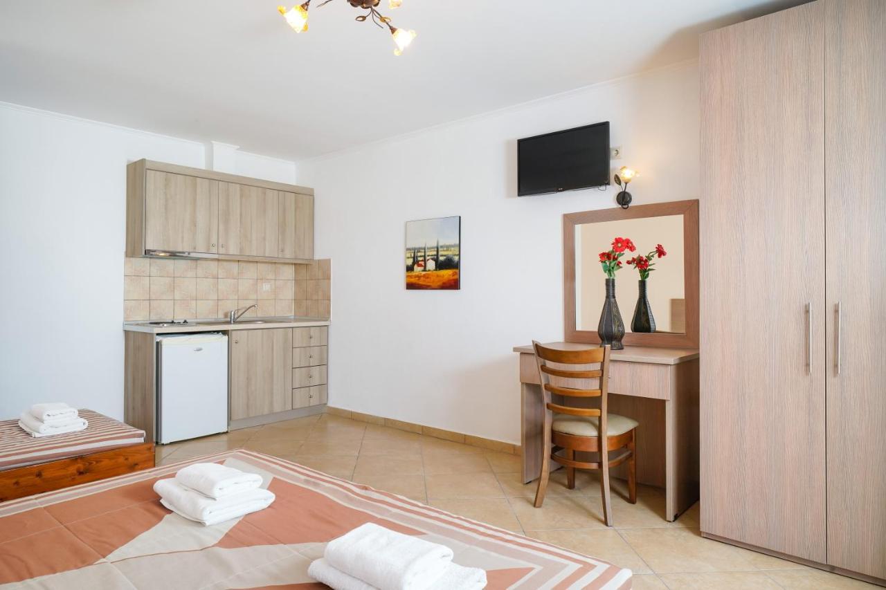 Antigone Aparthotel 2*