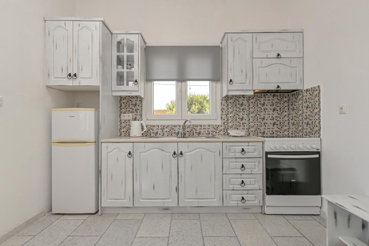 Apartment Vythos *
