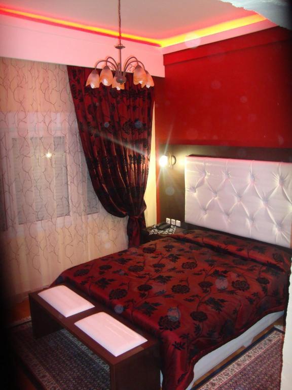 Hotel Emporiko