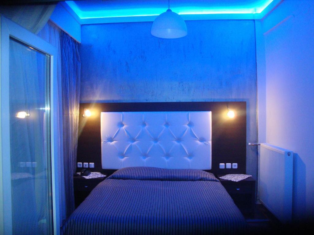 Emporiko Hotel 2*