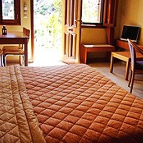 Eos Apartment