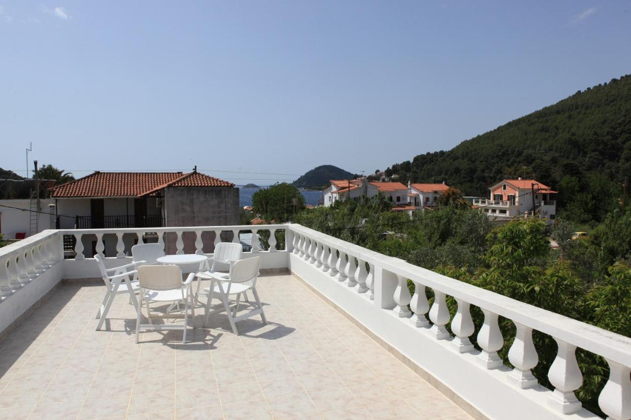 O Pyrgos * Panormos (Skopelos)