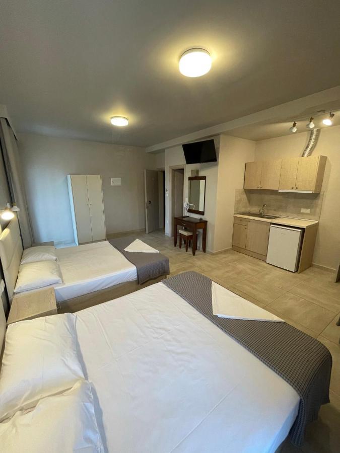 Hotel Afrodite Neoi Poroi