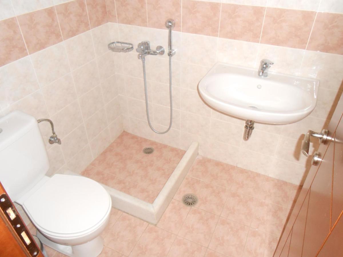 Apartment Chrysolithos Kerami