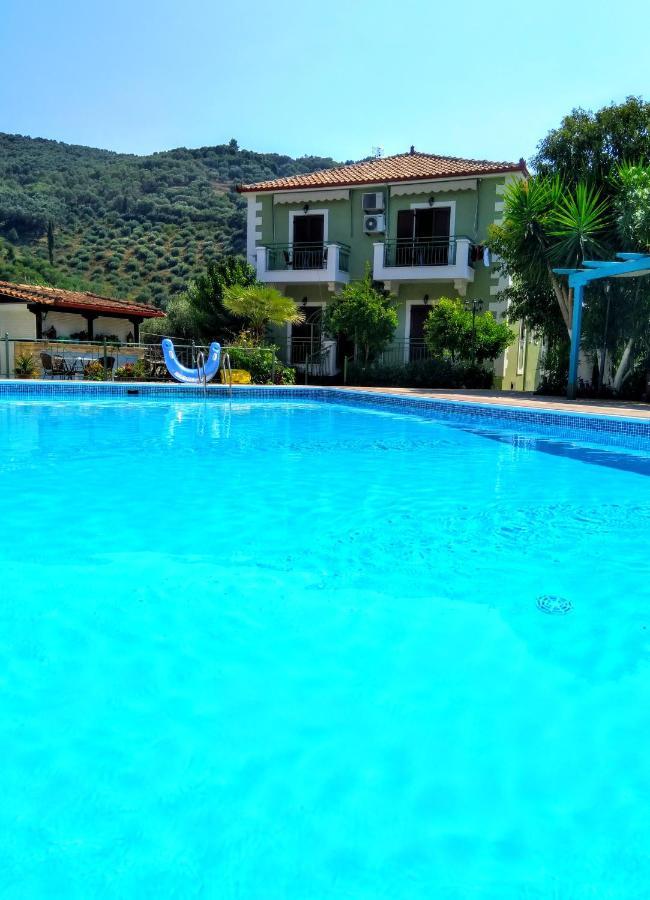 Aparthotel Harmony 2*