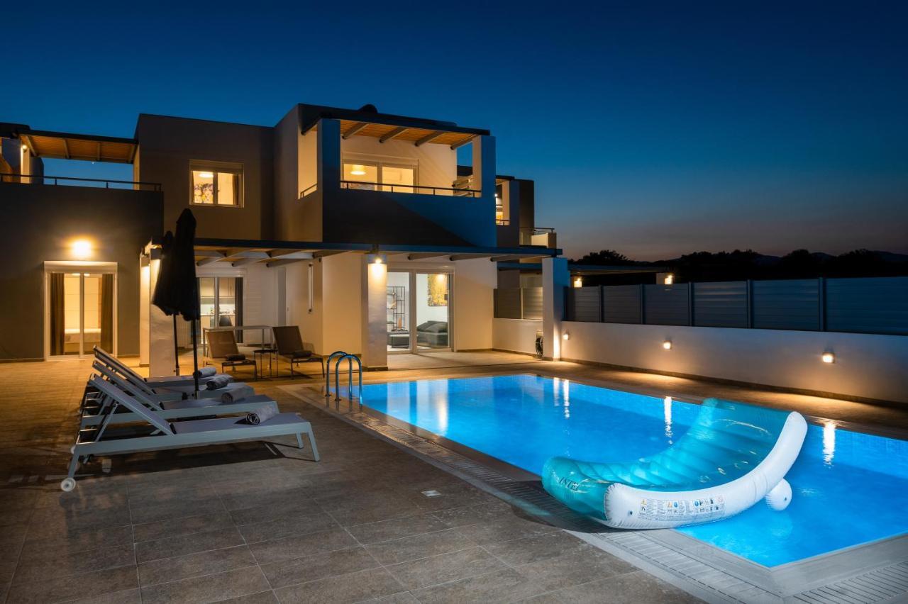 Villa South *