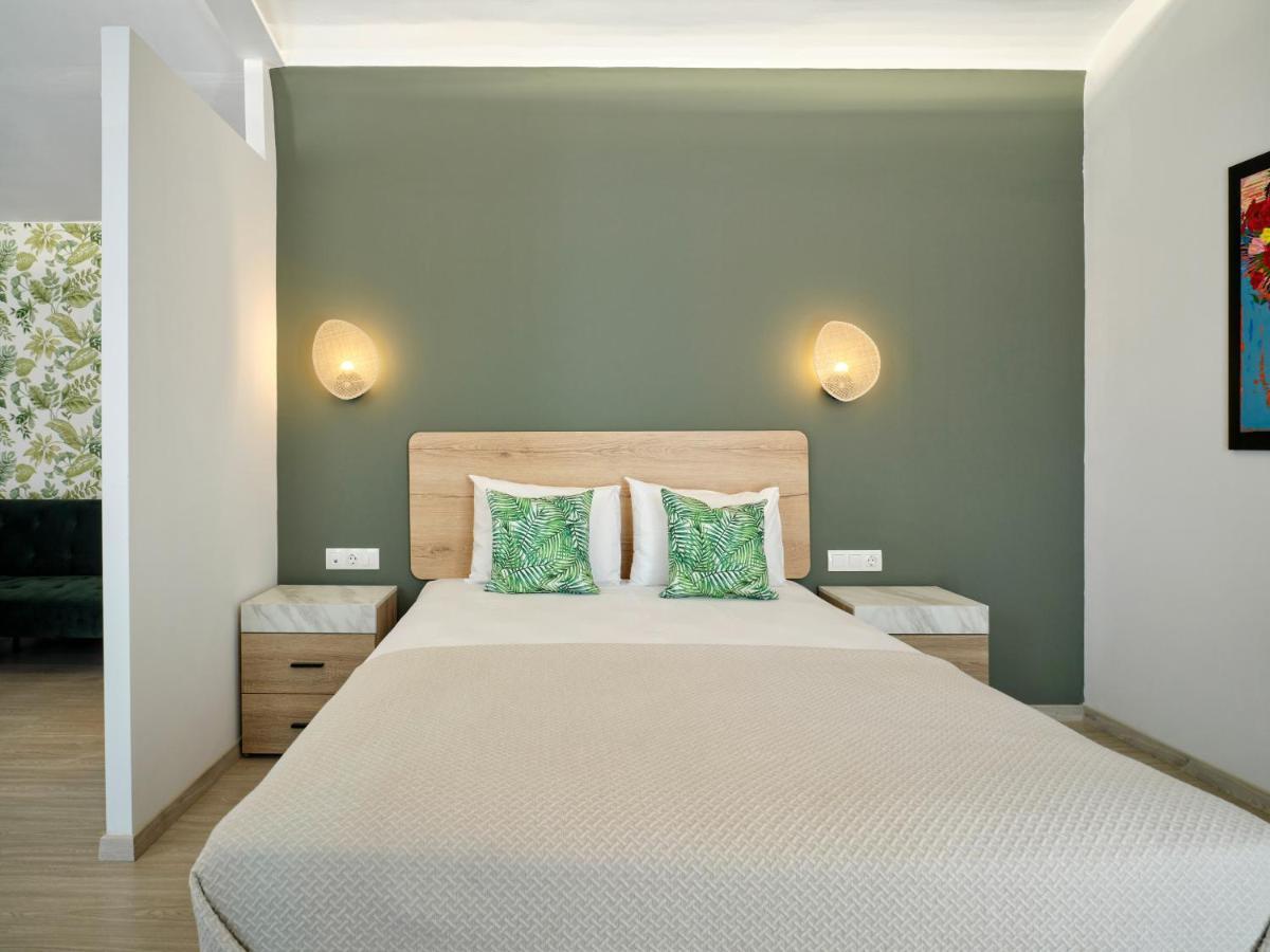 The Tree Apartment Skiathos Town