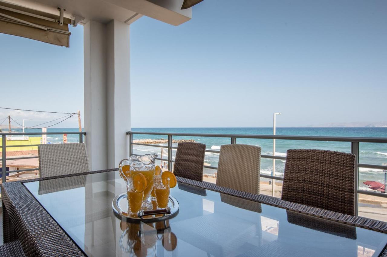 White Crystal Beachfront Gournes Gouvon