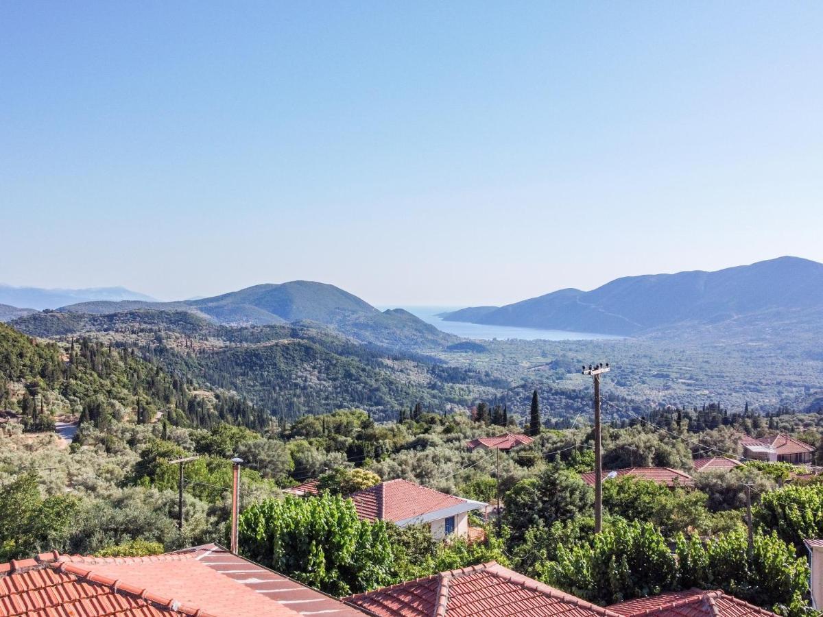 La Olga Lefkada Sivros
