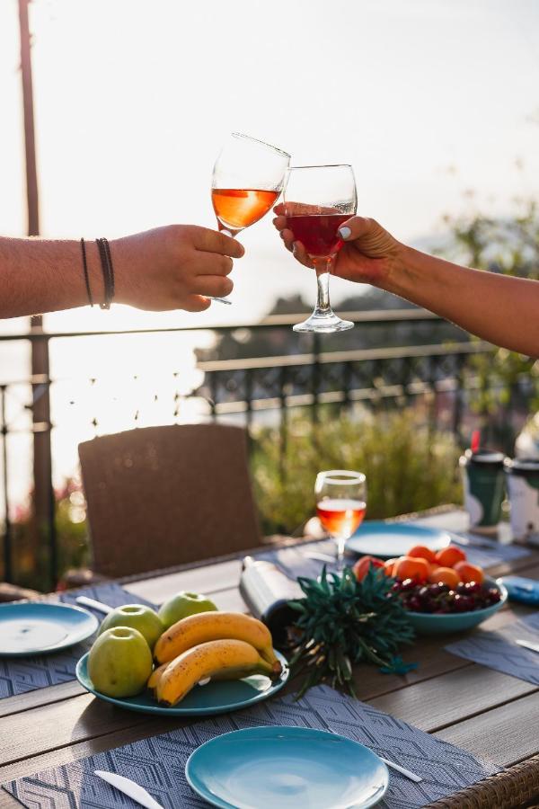 Holiday home Mesonisi με υπέροχη θέα στον παγασητικό!! Afissos