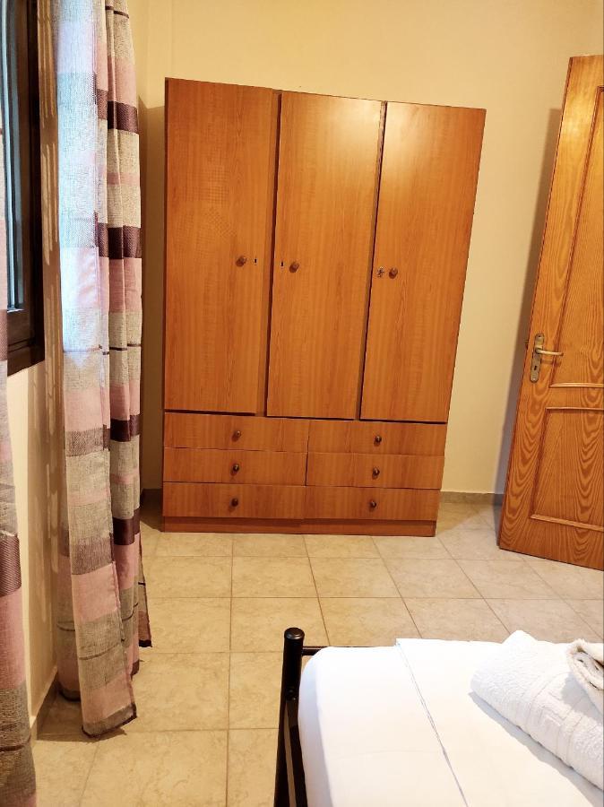 Limanaki Apartment