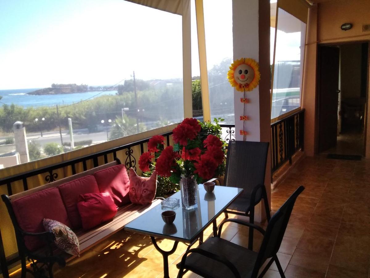 Apartment Nikolas Kato Daratso