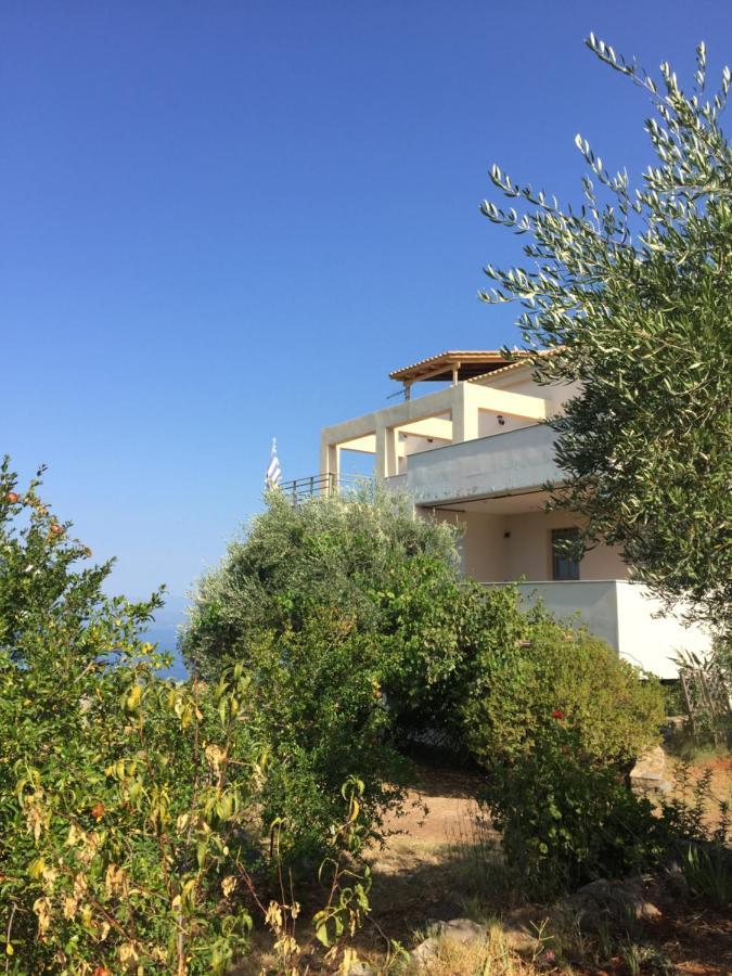 Ventana Villa