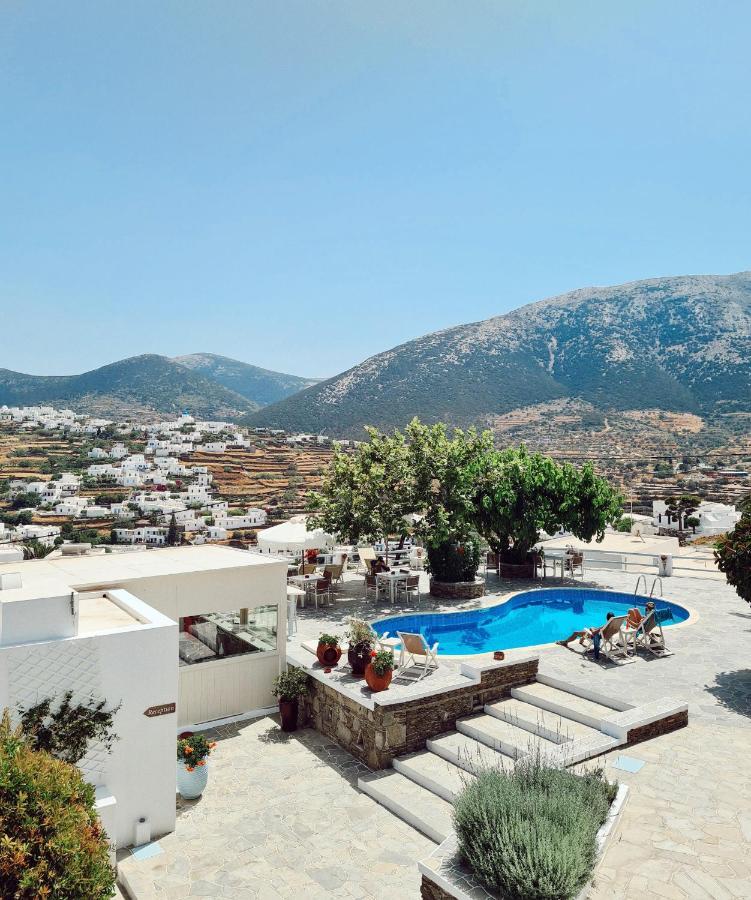 Petali Village Apollonia (Sifnos)