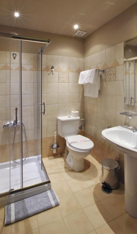 Kentrikon Hotel 2*