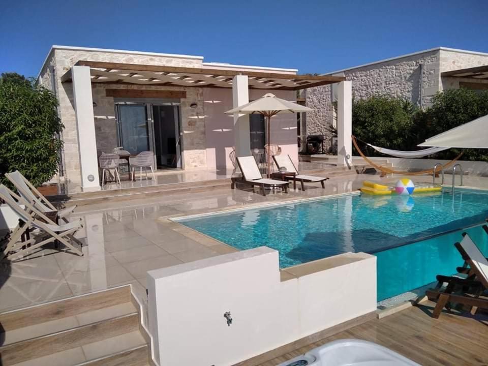 Kallixeni Villa *